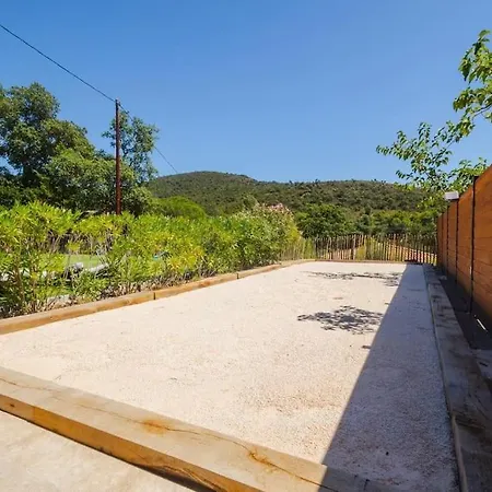 Maudroume Вилла